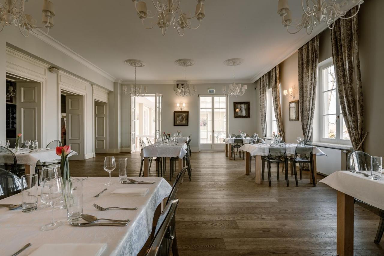 Hotel Przy Dworze Leśna Podlaska Dış mekan fotoğraf