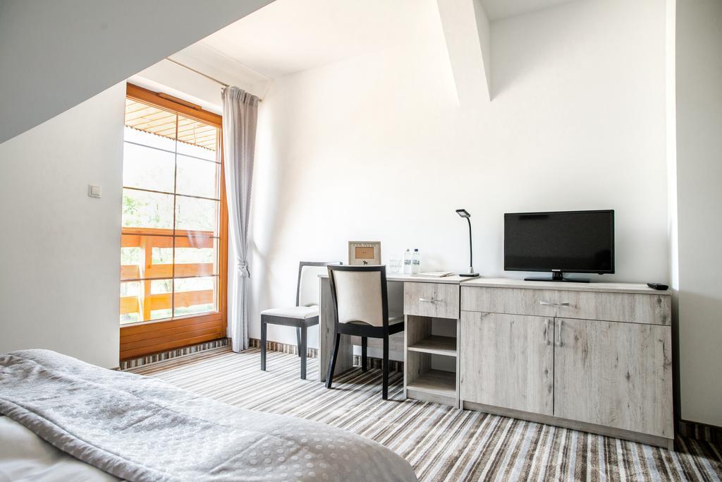 Hotel Przy Dworze Leśna Podlaska Oda fotoğraf
