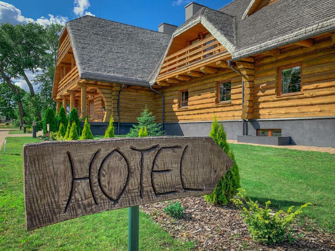 Hotel Przy Dworze Leśna Podlaska Dış mekan fotoğraf